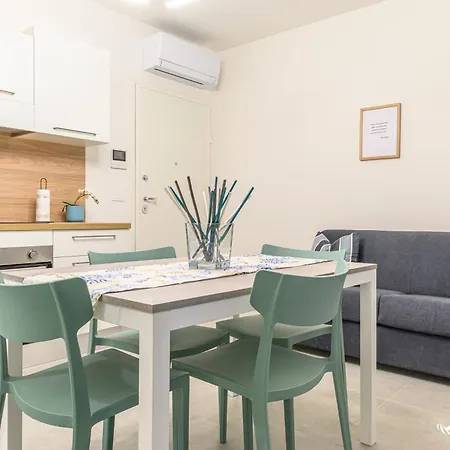 公寓 Bilocale Alighieri - Invacanza 托尔托雷托