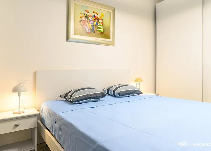 Bilocale Alighieri - Invacanza Apartment